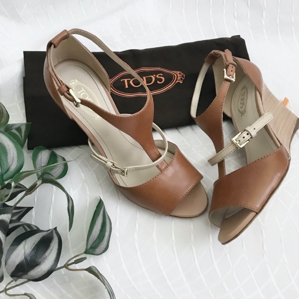 Tod's Leather Wedge Sandals - Picture 2 of 11